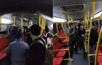 Pasajeros de TransMilenio presenciaron el momento en que una mujer fue atacada con un machete dentro de un articulado en Bogotá. FOTO: CAPTURA DE VIDEO.