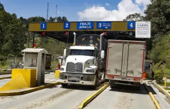 El Peaje de Amagá se convirtió en años recientes en uno de los puntos más críticos de movilidad en el Suroeste antioqueño. FOTO: Manuel Saldarriaga Quintero. Archivo El Colombiano