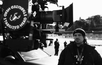 Camilo Monsalve Ossa durante la grabación de El Green Print, el cortometraje de Feid. Todavía no se hay fecha para su estreno en el país. FOTO @sismatyc.