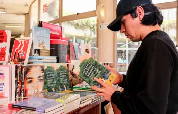 Las listas Nielsen 2025 muestran una mezcla de clásicos y novedades que marcaron el inicio del año editorial en Colombia. FOTO Colprensa