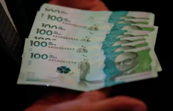 El aumento de $43 billones en el servicio de la deuda para 2027 estará impulsado principalmente por el pago de intereses, que alcanzará su nivel más alto en la historia reciente y presionará la inversión pública. FOTO Colprensa