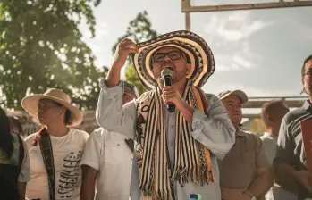 Felipe Harman, director de la Agencia Nacional de Tierras, respondió a la controversia señalando que las publicaciones hacen parte de las obligaciones contractuales. FOTO Twitter @harmanfelipe