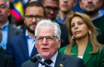Miguel Uribe Londoño, padre de Miguel Uribe Turbay, precandidato presidencial asesinado. Foto: AFP