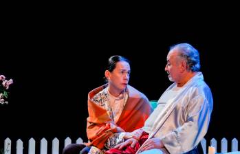 Patricia Tamayo y César Mora son los protagonistas de una obra que tendrá dos funciones en Medellín. Foto Cortesía.