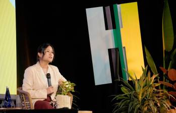 Karen Hao fue reportera tecnológica en The Wall Street Journal y editora sénior en IA en MIT Technology Review. Foto Cortesía.