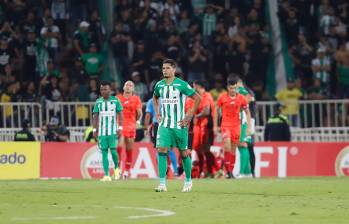 El futbolista venezolano Eric Ramírez fue uno de los más incisivos en el flojo ataque de Nacional durante el partido de la Copa Libertadores contra Nacional de Paraguay. FOTO: JAIME PÉREZ 