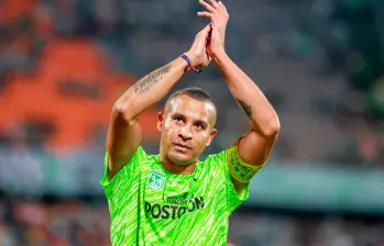 Macnelly Torres jugó su partido de despedida ante la hinchada de Nacional, poniéndole así el broche de oro a una carrera llena de éxitos en Colombia, Chile, Arabia, México y Paraguay. FOTO: Manuel Saldarriaga