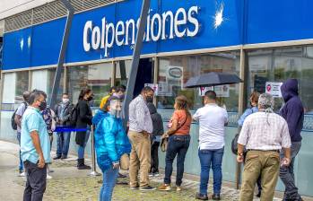 La entidad afirmó que los vicios detectados en la reforma pensional, que debía entrar en vigor a comienzos de julio, sí fueron subsanados por la Cámara de Representantes. Foto: Juan Antonio Sánchez 