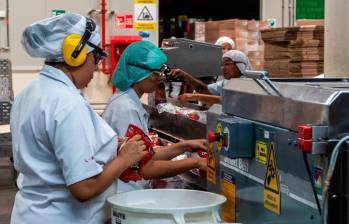 La Planta Oriente de PepsiCo, en Guarne, Antioquia, produce cerca de 2,5 millones de unidades diarias y es una de las principales apuestas tecnológicas de la compañía en Colombia. FOTO JULIO HERRERA