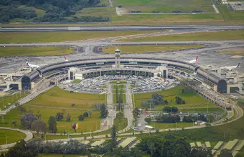 El aeropuerto José María Córdova de Rionegro ya superó el límite de su capacidad y necesita ampliarse. FOTO Juan Antonio Sánchez