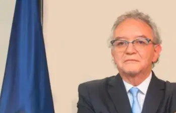 Jorge Lemus, exdirector de la DNI durante el gobierno de Gustavo Petro, habló sobre los ofrecimientos a fuentes y los pagos realizados por la entidad. UIAF. 