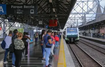 Metro de Medellín opera de manera parcial en la mañana de este miércoles; solo funciona entre Niquia-Caribe y Poblado-La Estrella
