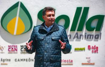Mauricio Campillo, presidente de Solla, advierte que la sobreoferta de pollo y cerdo, las dificultades para exportar tilapia, el fenómeno de El Niño y la crisis portuaria presionan la rentabilidad del sector. FOTO Manuel Saldarriaga