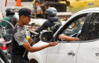 Más de la mitad de los trabajadores en Colombia están en la informalidad, una de las tasas más altas entre los países de la Ocde. FOTO Manuel Saldarriga