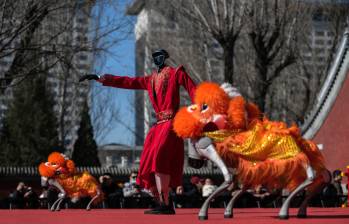 Los robots humanoides hacen parte de las “nuevas fuerzas productivas de calidad”, que buscan potenciar las productividad mediante la automatización. Foto: GETTY.