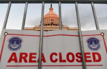  El cierre del Gobierno federal superó el récord de 35 días alcanzado durante el cierre de 2018-2019 y se convierte en el más largo de la historia de Estados Unidos. FOTO: XINHUA