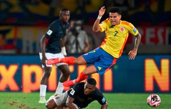 Luis Díaz fue de los jugadores más discretos de la Selección en la doble fecha eliminatoria. FOTO CONMEBOL