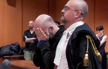 Roberto Saviano, autor de Gomorra, durante el juicio en Roma en el que se confirmó la amenaza de muerte lanzada por la Camorra. FOTO captura de video
