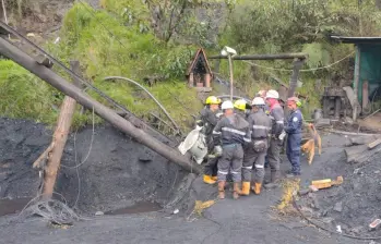 En la vereda El Empalizado del municipio de Zipaquirá, tres mineros quedaron atrapados en una mina de carbón ilegal. FOTO: GOBERNACIÓN CUNDINAMARCA