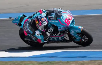 El piloto colombiano espera tener una buena presentación este sábado con su moto y poder alcanzar la pole position para el Gran Premio de Silverstone, en Inglaterra. FOTO: GETTY