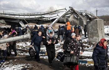 La guerra entre Rusia y Ucrania ha golpeado con fuerza a la ciudad portuaria de Mariupol, casi reducida a escombros. FOTO Getty