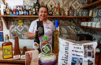 En El Parche de las Salinas se encuentran artesanías, café, postres, miel y otros productos de emprendedores del municipio. FOTO MANUEL SALDARRIAGA