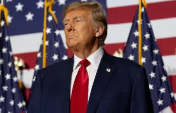 Donald Trump fue diagnosticado con insuficiencia venosa crónica, una enfermedad vascular que afecta el retorno de la sangre al corazón. Foto, redes sociales, Real Donald Trump. 
