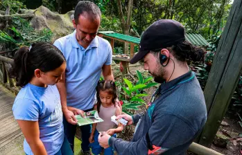 El álbum se va llenando a medida que el visitante recorre el Parque de la Conservación. FOTO: Manuel Saldarriaga