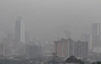 El Ideam advierte que la intensidad de las precipitaciones en las regiones Andina, Caribe y Orinoquía podría prolongarse durante los próximos tres meses, elevando el riesgo de inundaciones y deslizamientos. FOTO EL COLOMBIANO