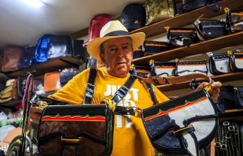 En Medellín y Envigado sobreviven los últimos guarneleros de Antioquia. FOTO: Camilo Suárez Echeverry