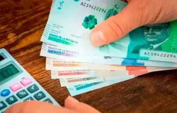 Salario mínimo podría llegar a 1,6 millones para 2026. FOTO SHUTTERSTOCK. 