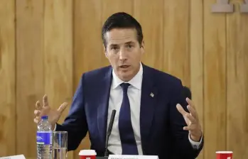 El senador afirmó que el proceso electoral colombiano dejó lecciones para Estados Unidos. FOTO: AFP.