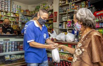 El 96% de los pequeños negocios que hacen parte del canal tradicional, pertenecen a los estratos 1, 2 y 3. FOTO: Camilo Suárez