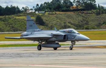 En la imagen, el avión de combate Gripen, de la empresa sueca Saab, con el cual reemplazarán el escuadrón de jets de combate Kfir, ya obsoleto. FOTO camilo suárez y cortesía