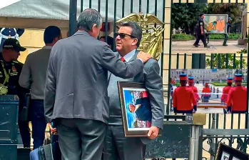 La espada de Bolívar ha sido un objeto al que el presidente Gustavo Petro hace alusión frecuentemente. Foto: Captura de vido y redes sociales
