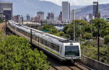 El metro está operando en todas las estaciones, pero con algunas demoras por el inconveniente con uno de sus trenes. FOTO: JUAN ANTONIO SÁNCHEZ