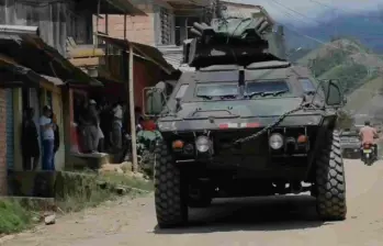 16 personas fueron arrestadas por sus supuestos vínculos con el secuestro de 57 militares . Foto: Colprensa