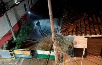Instantes posteriores al atentado a la estación de Policía en Santander de Quilichao. FOTO: Cortesía