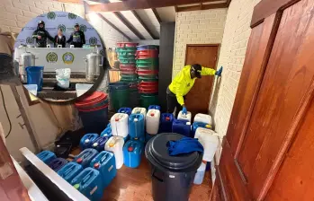 Según la Policía, este laboratorio producía rentas ilegales de $70 millones al día. FOTO Alcaldía de Medellín.