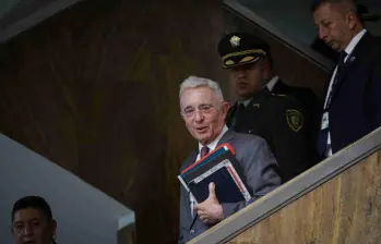El expresidente Álvaro Uribe fue condenado a 12 años de prisión domiciliaria. Foto: Colprensa 