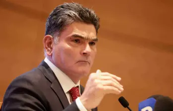 Es un abogado y político colombiano de 66 años que fue secretario general de Senado por más de 12 años. FOTO Colprensa