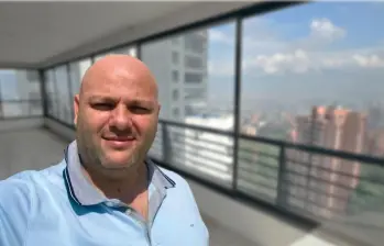 En 2020, Miguel Quintero, hermano del exalcade Quintero, resultó con las llaves de un apartamento de la SAE en El Poblado para hacer reuniones. FOTO Cortesía
