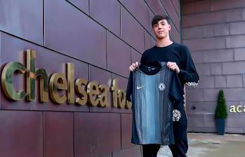 Freddy Bernal, el arquero con padres colombianos que ya hace parte del plantel profesional del Chelsea FC. Foto: Cortesía Chelsea FC.