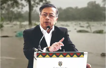 El presidente Gustavo Petro envió una carta a la Corte Constitucional y omitió a Antioquia dentro de las regiones en crisis. FOTOS: Colprensa y Cortesía