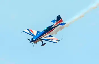 Los espectáculos aéreos serán la gran atracción de la Feria Aeronáutica que comenzó este miércoles e irá hasta el próximo domingo. FOTO: CAMILO SUÁREZ