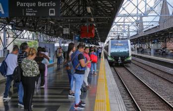 Hay algunas líneas y rutas en las que no aplica la tarifa de $0 para este domingo 8 de marzo. FOTO Metro de Medellín.