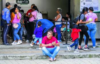 Desde hace casi tres años, la Superintendencia Nacional de Salud ordenó la intervención forzosa de la EPS Savia Salud, pero sus pasivos con hospitales y gastos administrativos han seguido creciendo. FOTO Julio Herrera.