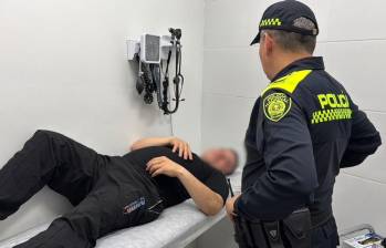 En medio del enfrentamiento, el policía reaccionó con su arma de dotación y le disparó al agresor, quien murió en el lugar. FOTO Cortesía Policía Metropolitana. 