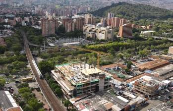 La Alcaldía ya había reportado en julio de 2026 un avance del 25 % en la construcción, por lo que el nuevo porcentaje anunciado representa un incremento de 11 puntos porcentuales en la ejecución de la obra. FOTO Alcaldía de Medellín. 