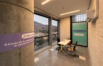 Así luce uno de los tres nuevos Escuchaderos del metro. FOTO Alcaldía de Medellín.